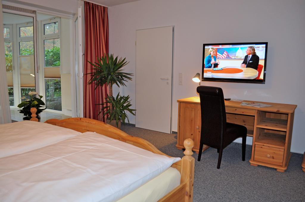 Hellmanns Hotel Bremers Bauerndiele Wiefelstede ห้อง รูปภาพ